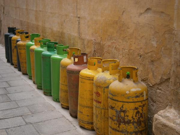 How to Recycle Your Gas Cylinders